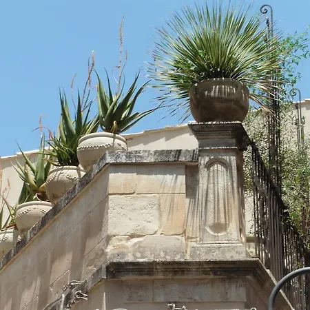 Palazzo Degli Olivi * Modica