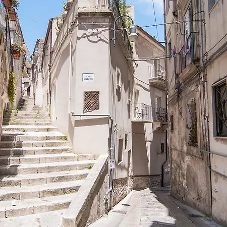 Apartment Palazzo Degli Olivi *